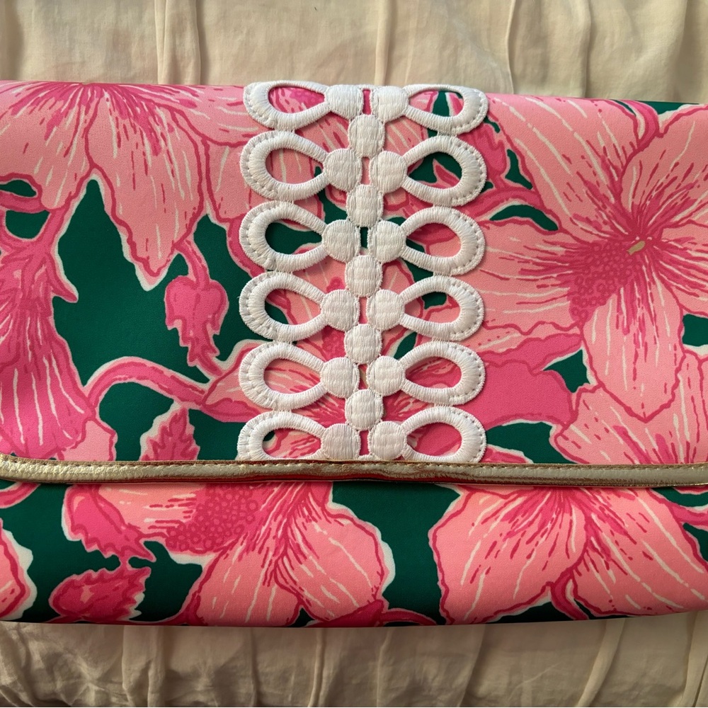 Lilly pullitzer pink pouch